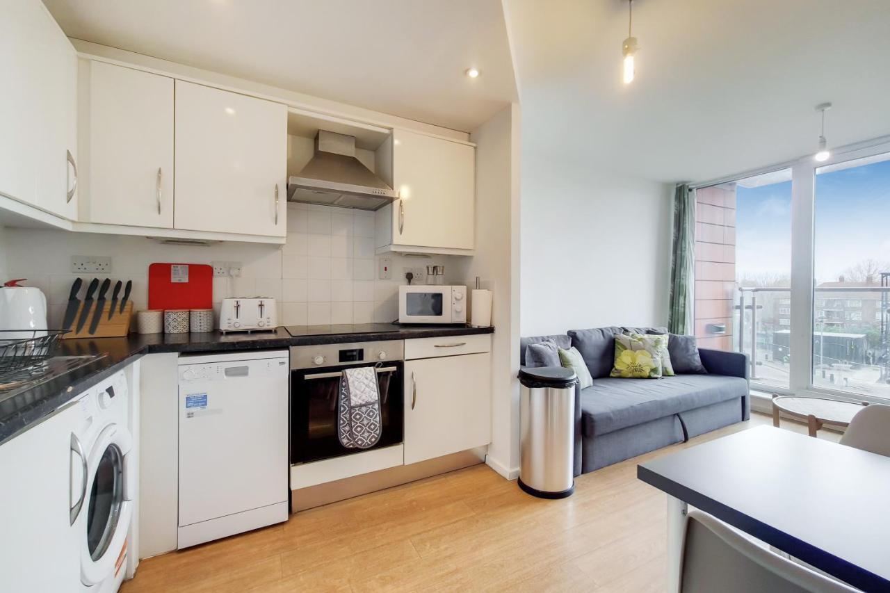 Free Parking - Two Bed Apartment By London Docklands Exterior foto